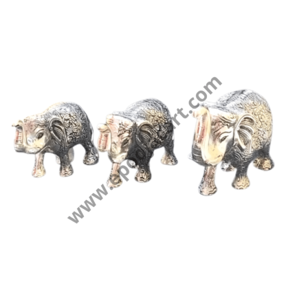 Silver Elephants Family - Image 2